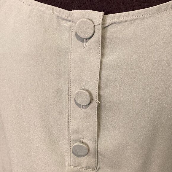 NWT J Crew Large Tank Eucalyptus Green 1/4 Button Up Back. Large - Picture 8 of 10